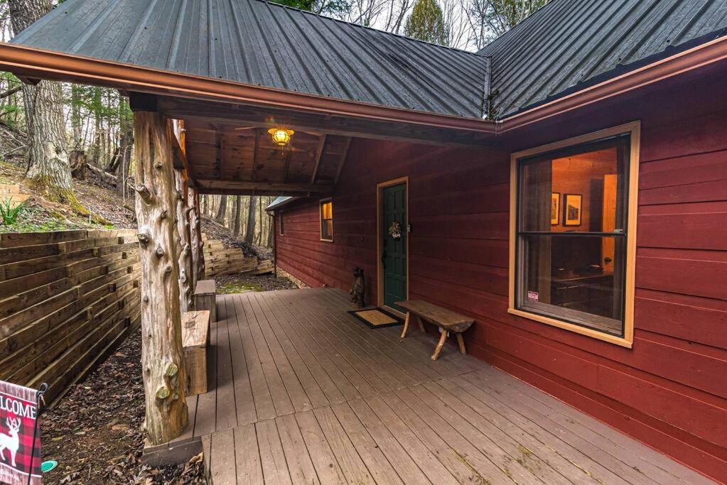 Private Creekside Cabin+Hot Tub,Pool Table, & Pets Ellijay Ngoại thất bức ảnh