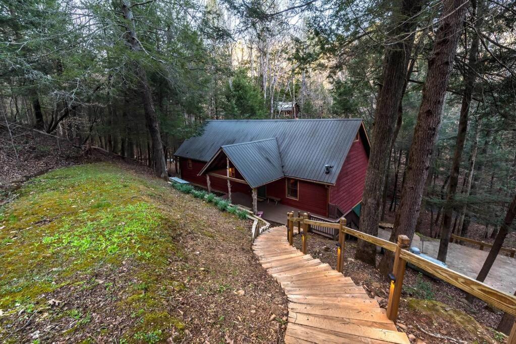 Private Creekside Cabin+Hot Tub,Pool Table, & Pets Ellijay Ngoại thất bức ảnh