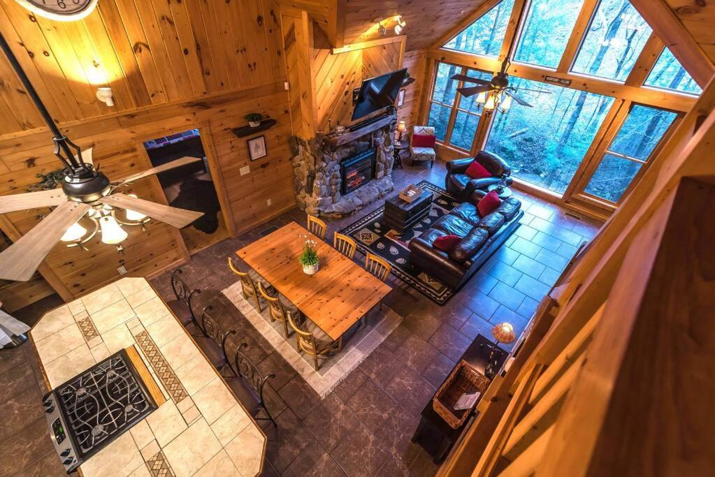 Private Creekside Cabin+Hot Tub,Pool Table, & Pets Ellijay Ngoại thất bức ảnh